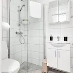Apartman 5 Mins To Center In Bright & Cozy